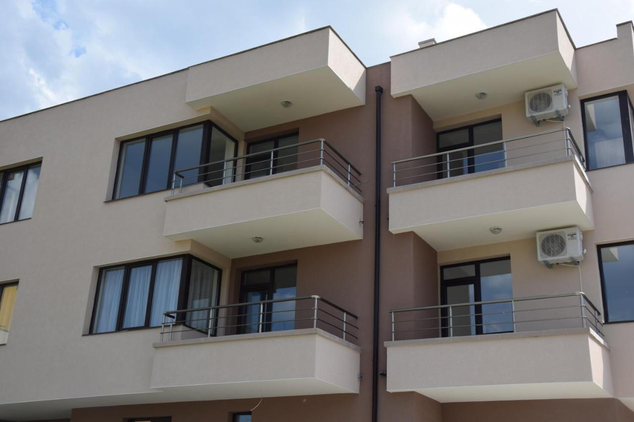 Casa Del Mar Hotel Primorsko Bagian luar foto