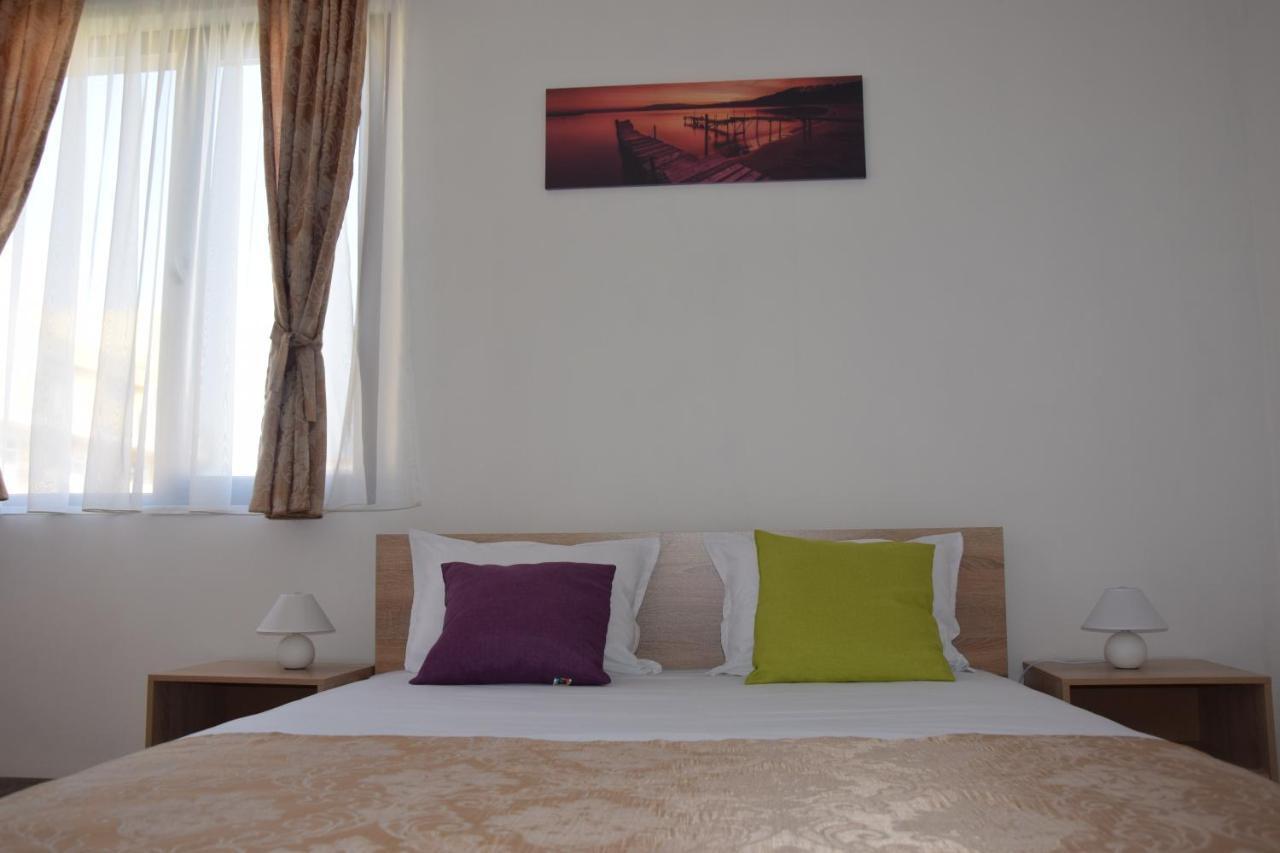 Casa Del Mar Hotel Primorsko Bagian luar foto